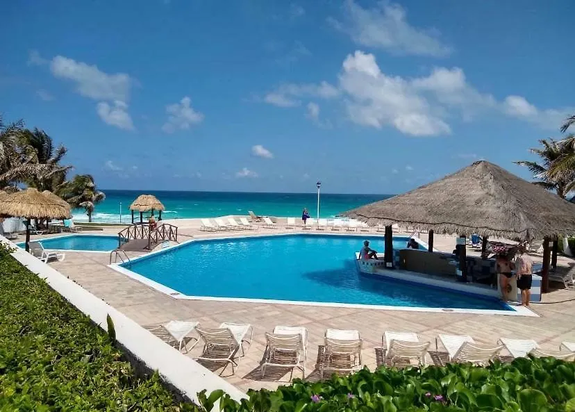 Penthouse Frente Al Mar Apartment Cancun